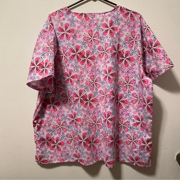 Cassandra O Scrub Top Women’s Size 4X Pink V‎ Neck GrannyCore Pull Over - Picture 6 of 6